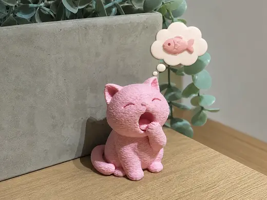 Fuzzy Hungry Cat - chibi yawning figurine