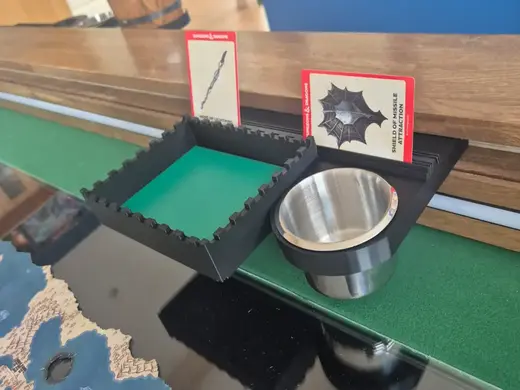 Dicetray med metalkopp