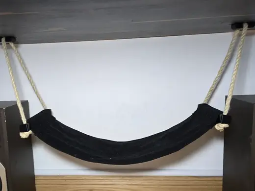 Under-desk foot hammock | DIY Ergonomic Footrest