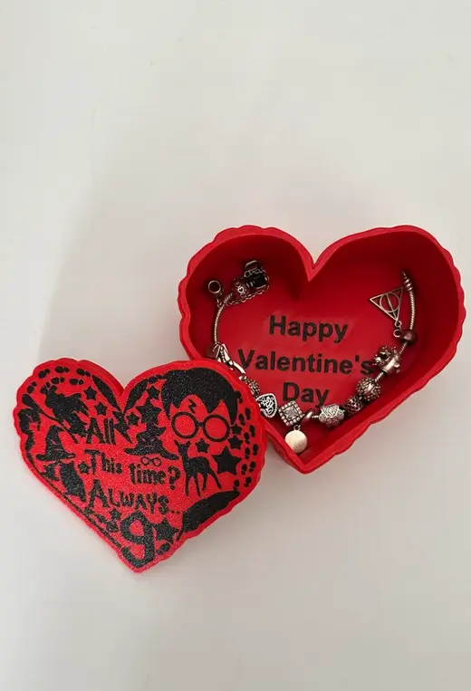 HP HARRY POTTER STYLE VALENTINE'S HEART BOX