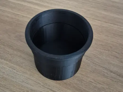 Adaptador de porta copos para latas/copos menores