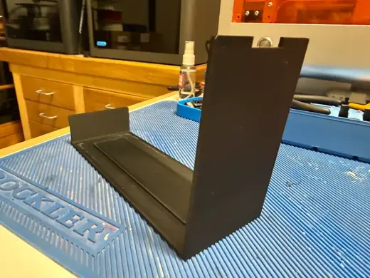 Alignment Tool for attaching clips to storage tubs