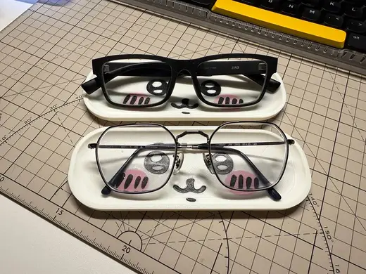 Chiikawa Glasses Tray / Holder