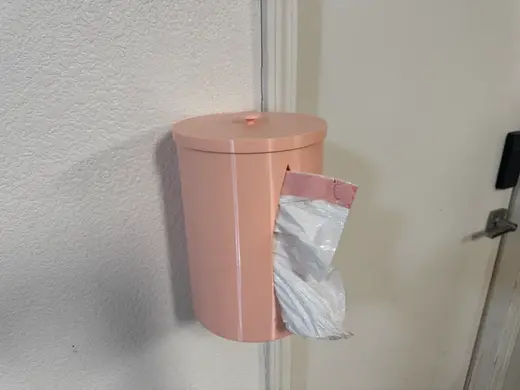 Trash bag dispenser
