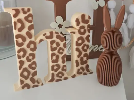"Hi" Deko Schriftzug in Leo Optic Leopard