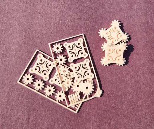 Mini gear fidget kit card