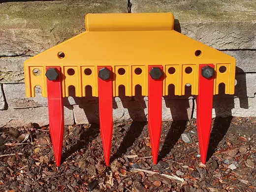 Seed spacing tool - adjustable (plant dibbler)