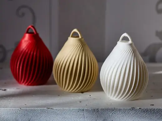 Moderne Weihnachtskugel Tropfen KM Design W2