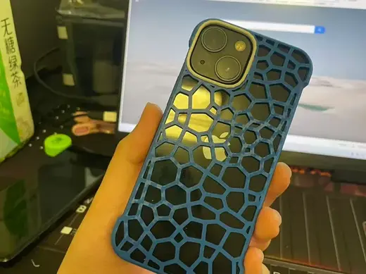 iPhone13mini/12mini磁吸镂空手机壳