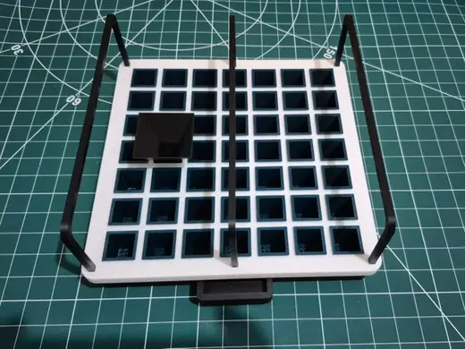 Seed Starter Tray with Self-Watering Base 49 Cells
