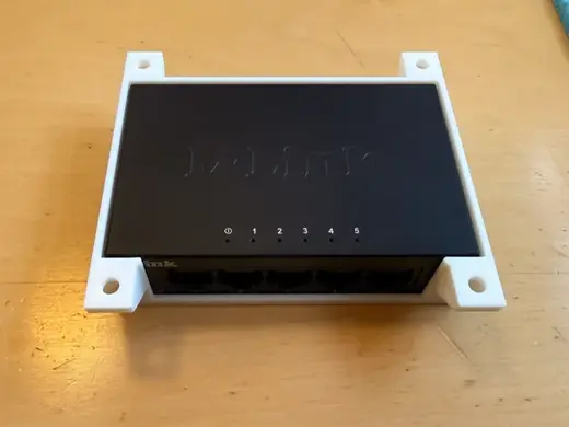 D-Link DGS-105GL Under desk mount (No Supports)