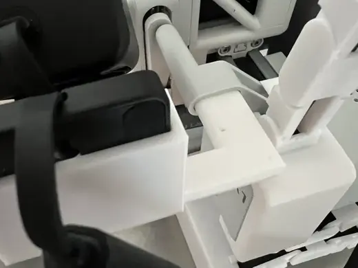 Wyze V4 Camera Mount - No X-Axis Cable Clip