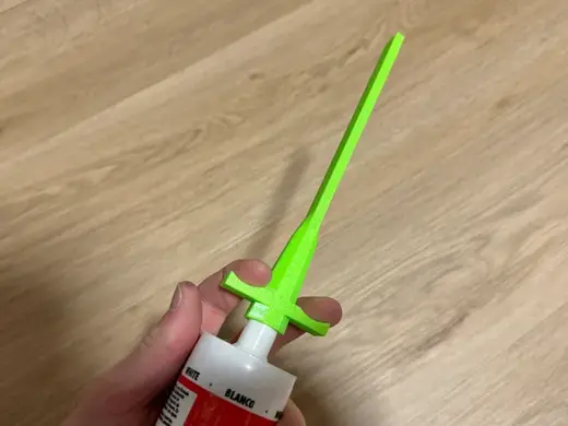 Narrow Caulk Tube Extender