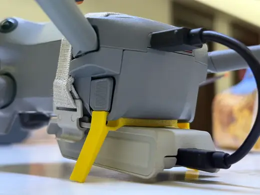 DJI Mini 5 Pro 4G Cellular Dongle Mounting