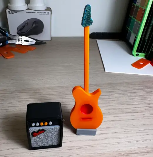 Dummy 13 Guitar Stand