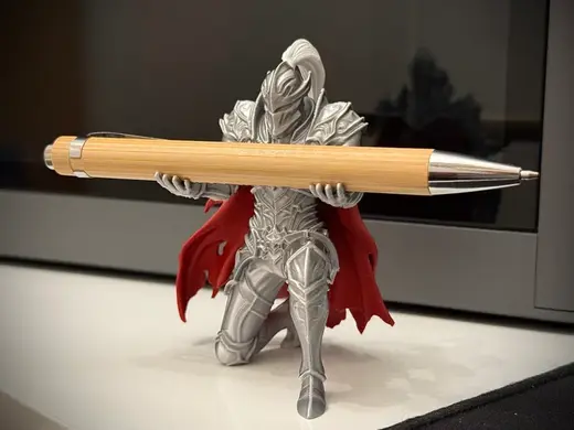 The Pen Knight - Kneeling Knight Pen Holder