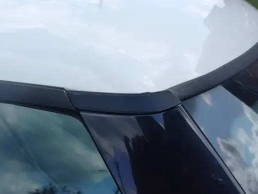 Mini A pillar roof molding