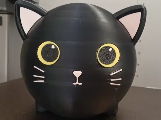 Gato hucha rechoncho