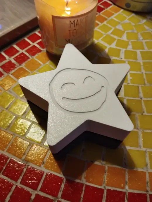 Boite étoile avec couvercle