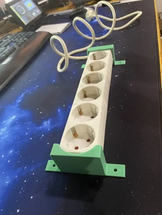 Steckdosenleiste Halterung Wandhalterung / Power Strip Mount