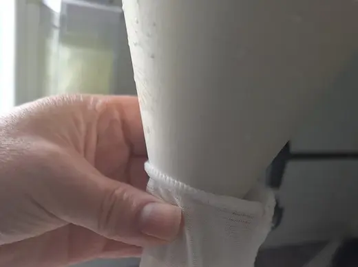 Hop pelletts funnel