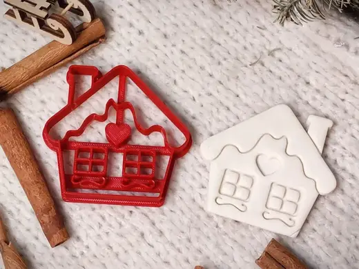Charming Gingerbread House Christmas Cookie Cutter