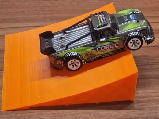Ramp for RC car 1:28 200x200x60mm