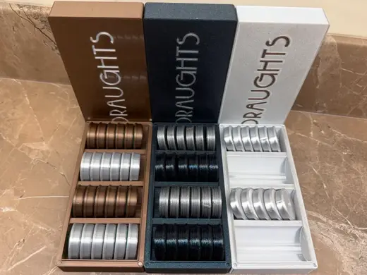 Checkers/Draughts Case inc. set of pieces