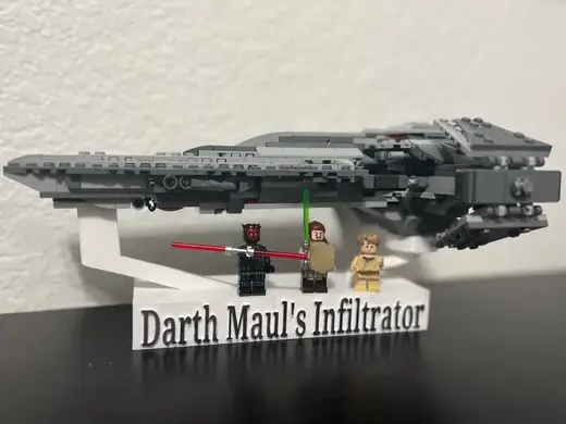 Star War Darth Maul Sith Infiltrator Brick Stand