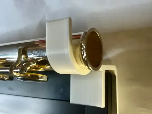 Flute shelf (hooks) for monitor