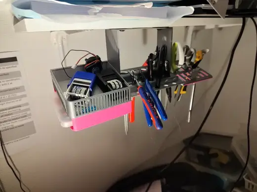 Big hanging under-shelf organizer