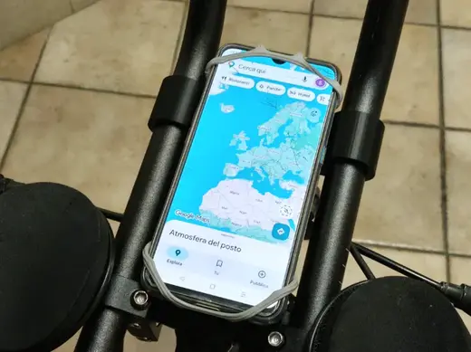 Bike aero bar phone holder