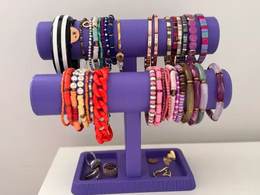 Double jewelry holder for bracelets