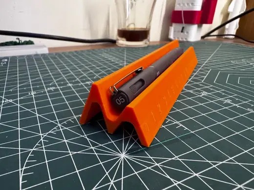 V-Rail Ruler – 3D Printable Desk Organizer