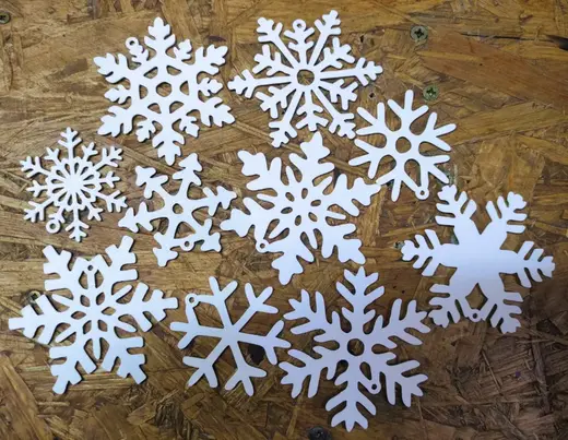 2 set of 10 Snowflake