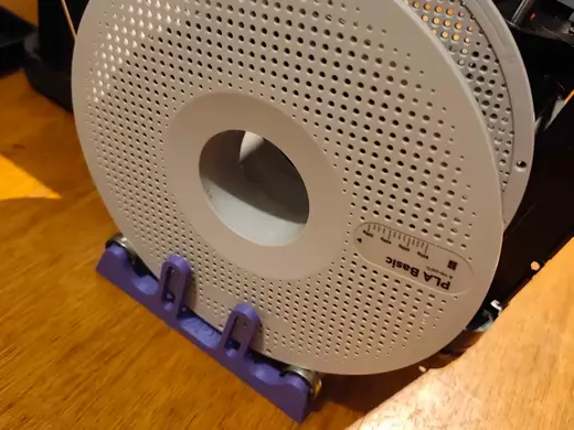 Desk spool holder - with bearing