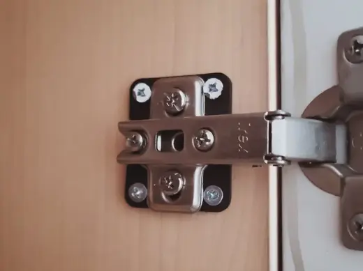 Closet Hinge Repair Board