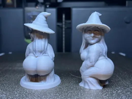 Salem Twerking Witch Trial - For being too thicc