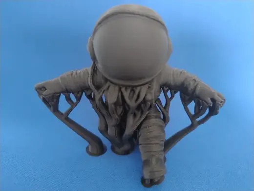Springender Astronaut auf dem Mond