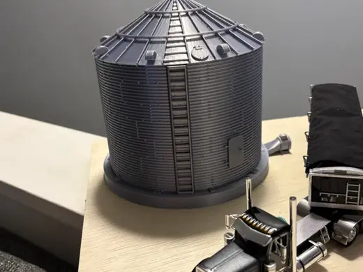 Bushel grain bin-20'000 1/64 scale