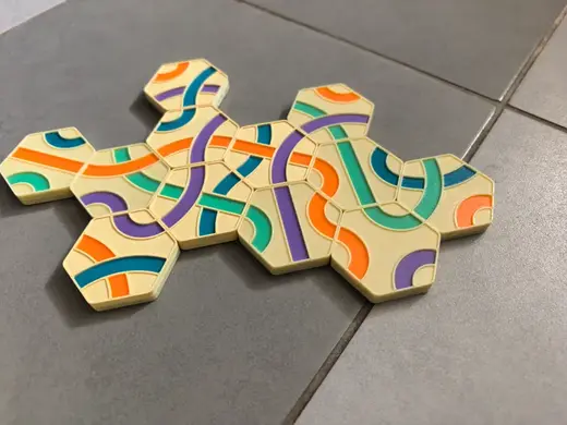 Tantrix magnetic boardgame