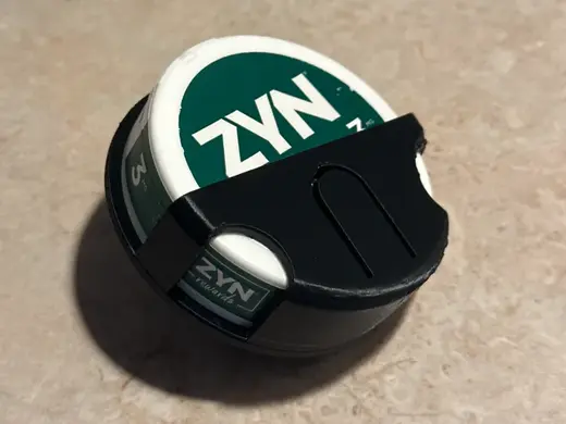 American Zyn Visor Holder