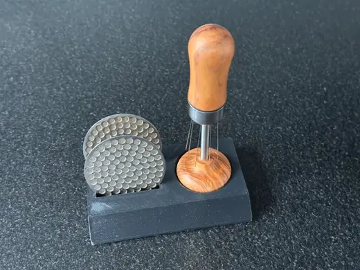 Wiedemann Distribution Tool (WDT) + 2 Screen Pucks