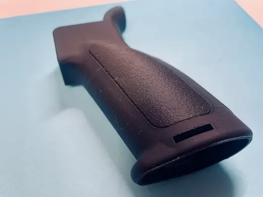 AR-XXX Battle Grip With Storage