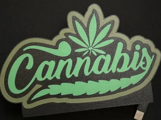 cannabis lightbox/stand