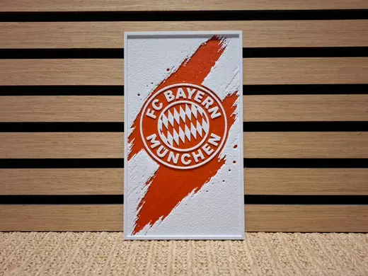 FC Bayern München in Rot Weiß