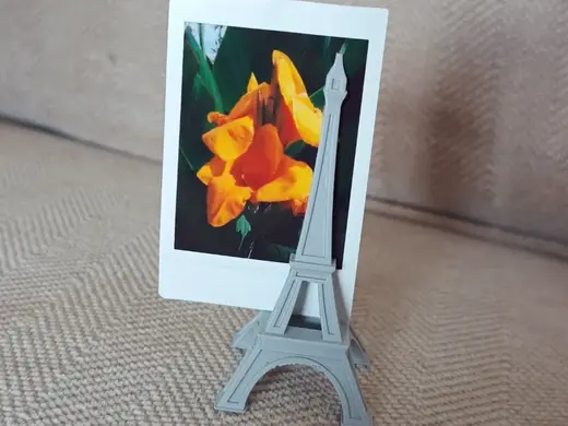 Eiffel tower photo holder