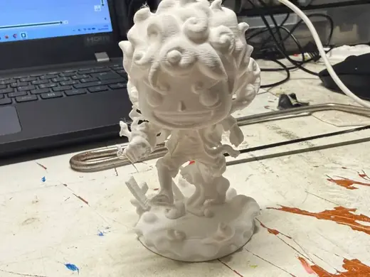 statua di Luffy Gear 5 one piece