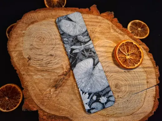 Dragonfly 3 bookmark