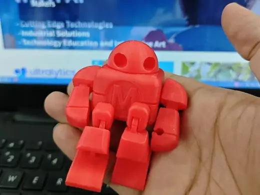 创客嘉年华可活动关节的机器人 MakerFaire Makey